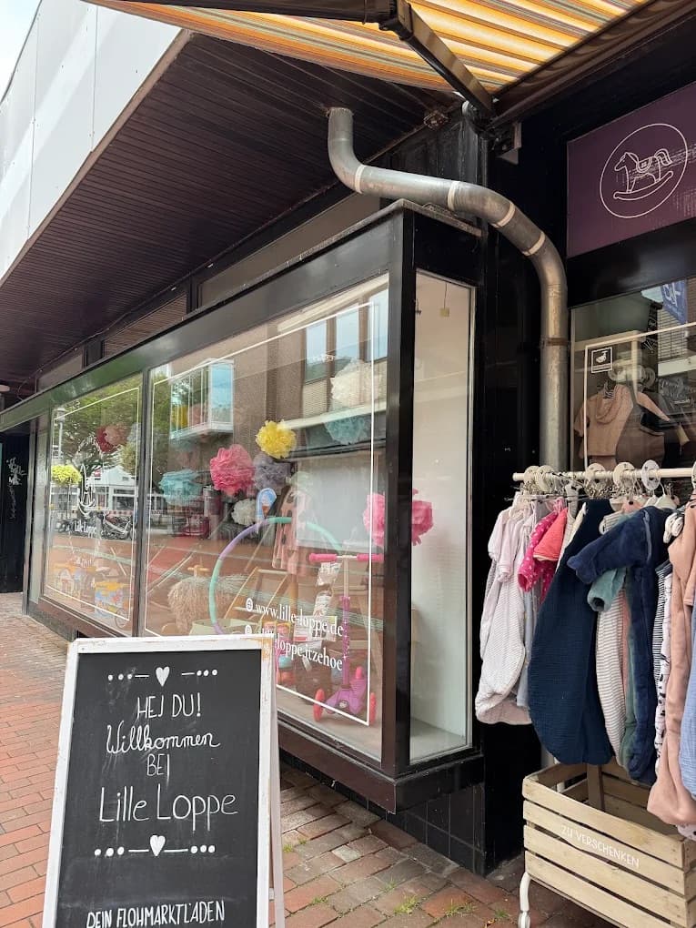 Schaufenster des Lille Loppe Ladens